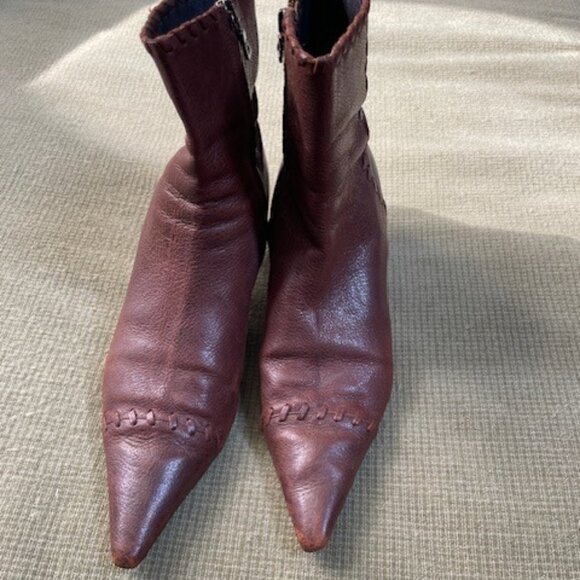 Prada brown leather ankle boot 38EUR - Picture 1 of 14
